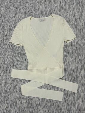 Wilfred Ivory Ribbed Wrap Top